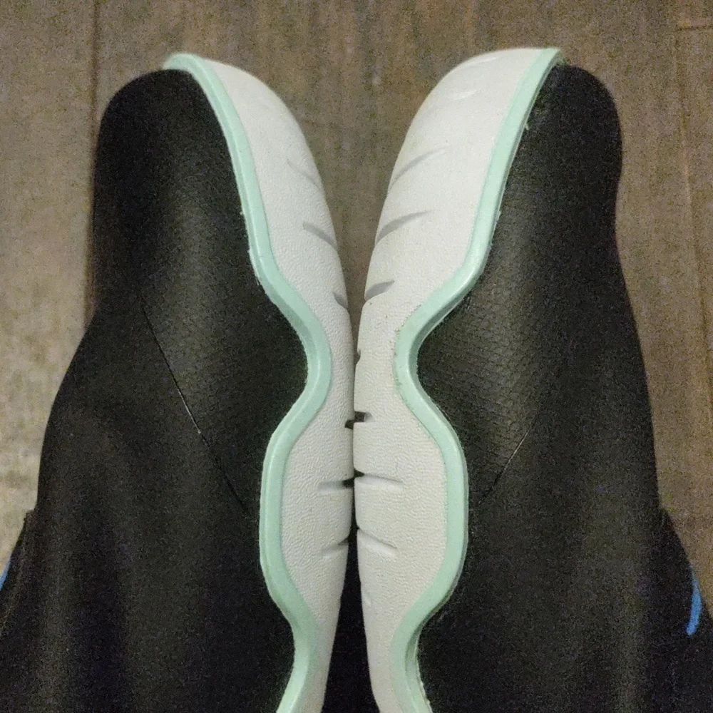 Nike "Zoom Pulse" Nursing Shoes/Sneakers_7